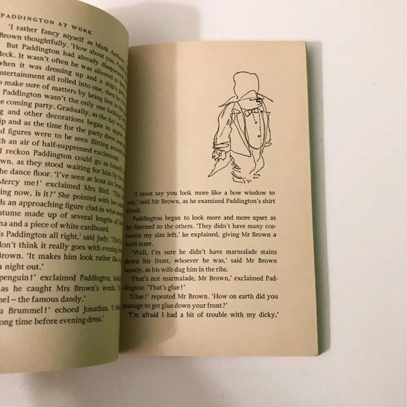 Vtg 1969 Paddington Bear At  Work Puffin Books Paperback Michael Bond - Picture 13 of 16